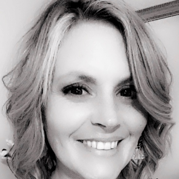 Meet your Posher, Kristi - Picture 1 of 1